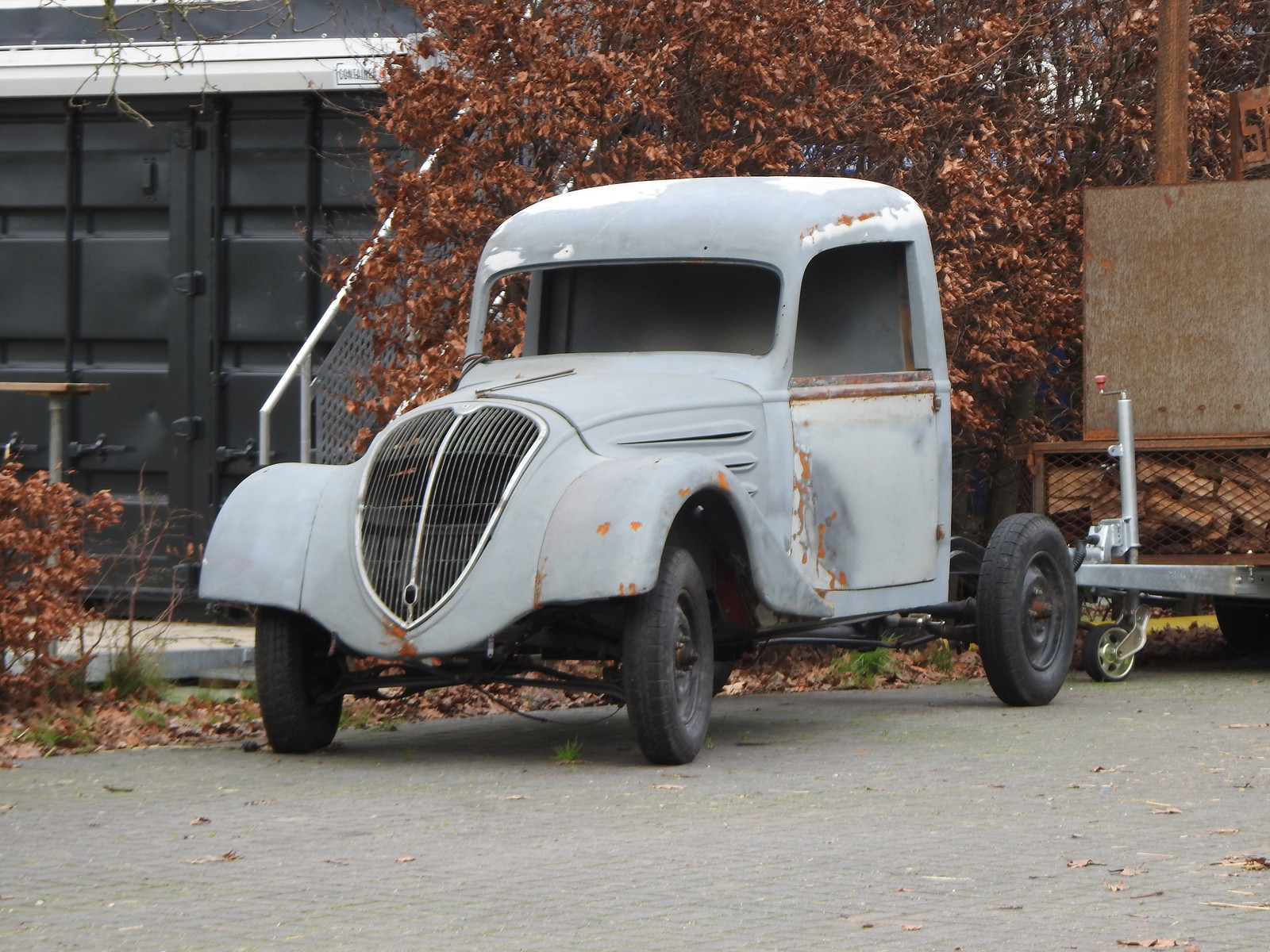 402 SK3 S3C wachtend op een toekomst als foodtruck